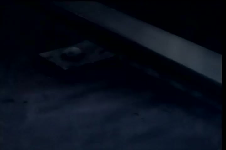 [Tsukyio Editing Resources] Hellsing (Episode 7) Raw Clips (250) (tsukyio.com).mp4